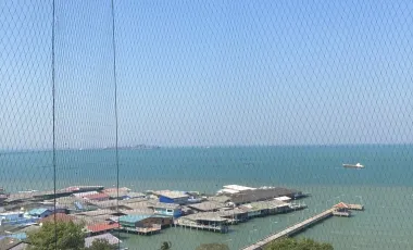 Wohnung zum Kauf mit 2 Zimmer in Si Racha, Chonburi