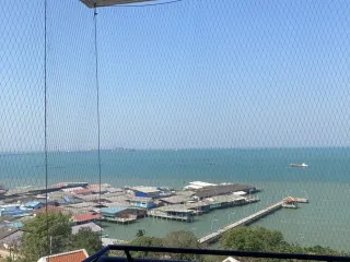 Wohnung zum Kauf mit 2 Zimmer in Si Racha, Chonburi