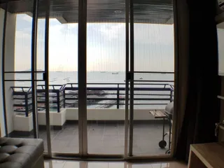 出售 和 出租 2 卧室 公寓 在 Si Racha, Chon Buri