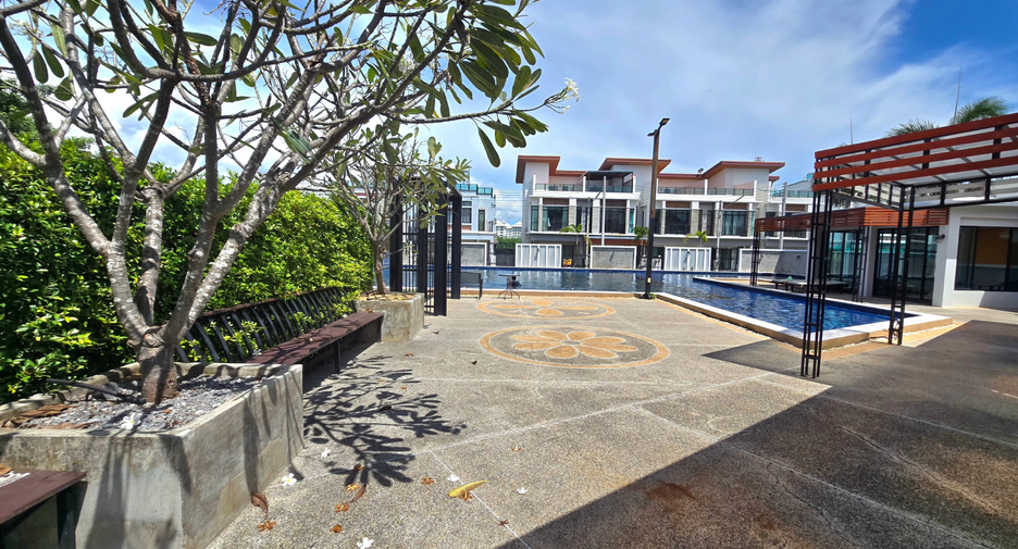 For rent 4 bedrooms villa in Cha Am, Phetchaburi