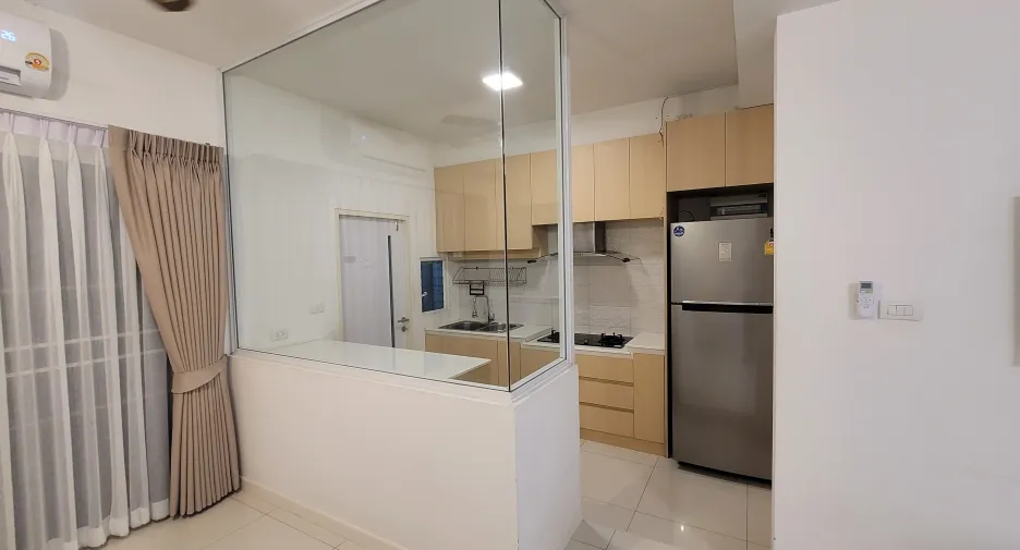 For sale and for rent 3 bedrooms townhouse in Prawet, Bangkok
