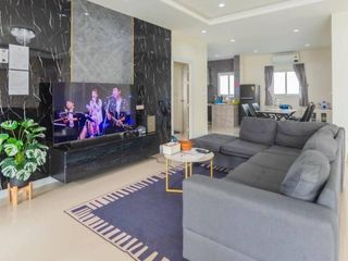 Продажа 3 спальни вилла в Банг Ламунг, Чонбури