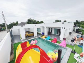 Продажа 3 спальни вилла в Банг Ламунг, Чонбури