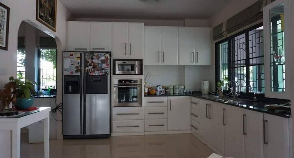 For sale 4 bedrooms house in Hang Dong, Chiang Mai