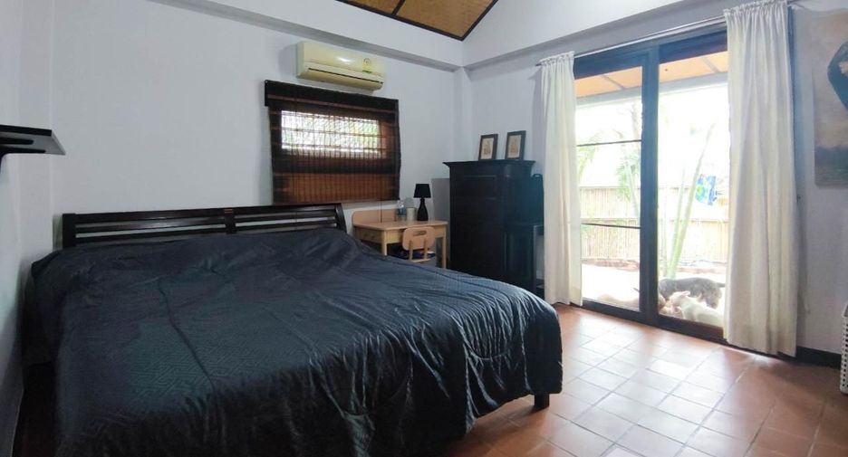 For sale 4 bedrooms house in Hua Hin, Prachuap Khiri Khan