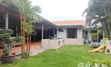 For sale 4 bedrooms house in Hua Hin, Prachuap Khiri Khan