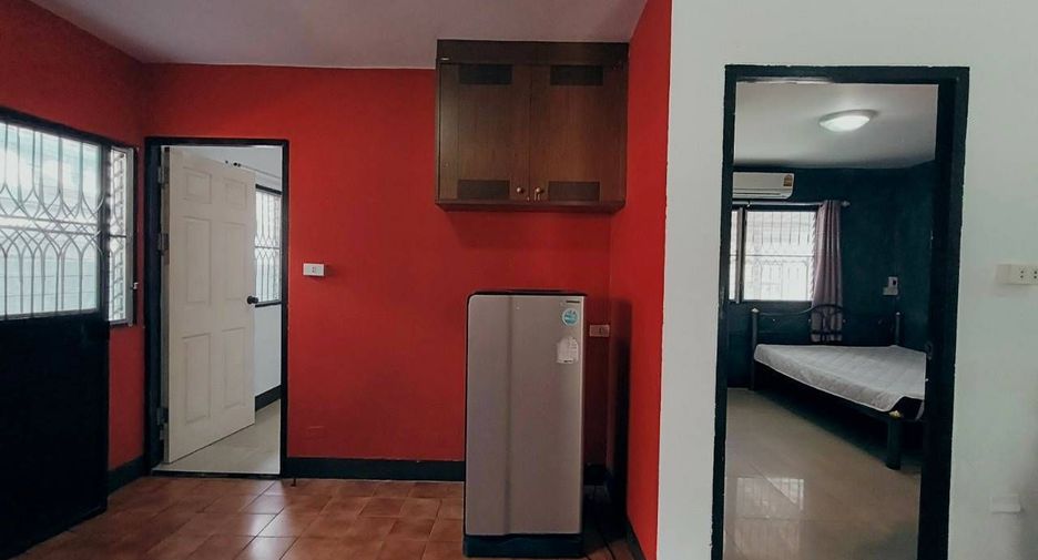 For rent 3 bedrooms house in Mueang Chiang Mai, Chiang Mai