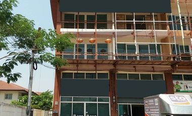 For sale and for rent 3 bedrooms townhouse in Mueang Chiang Mai, Chiang Mai