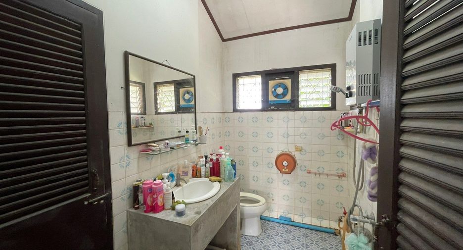 For sale 3 bedrooms house in Mueang Chiang Mai, Chiang Mai