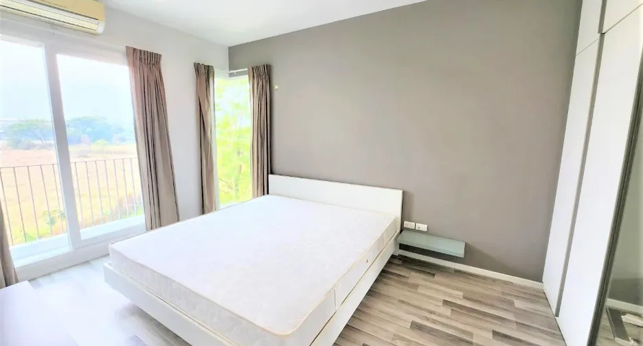 For rent 2 bedrooms condo in Mueang Chiang Mai, Chiang Mai