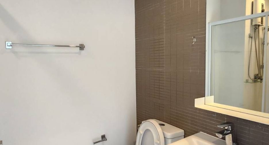 Condo en alquiler de 2 habitaciones en Mueang Chiang Mai, Chiang Mai