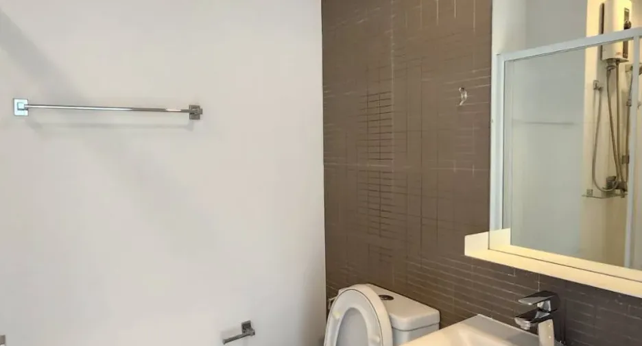 For rent 2 bedrooms condo in Mueang Chiang Mai, Chiang Mai