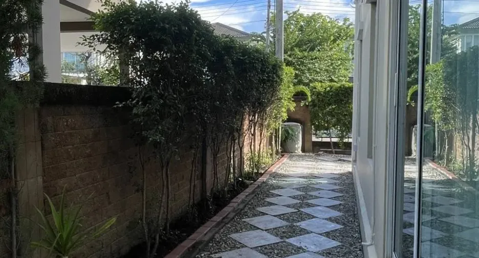 For rent 3 ベッドルーム house in San Kamphaeng, Chiang Mai
