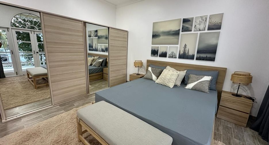 For sale 4 bedrooms townhouse in Mueang Phuket, Phuket