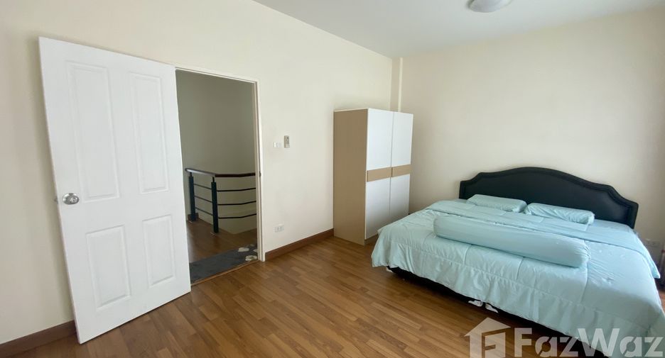 For rent 2 bedrooms townhouse in Mueang Chiang Mai, Chiang Mai