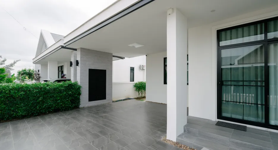 For sale 3 bedrooms house in Mueang Buriram, Buriram