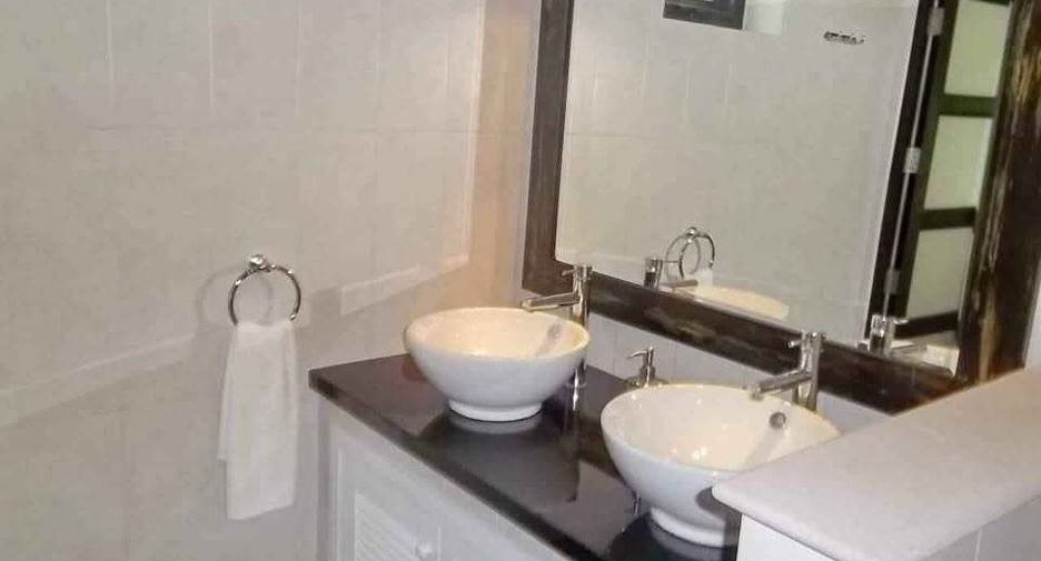 For rent 2 bedrooms villa in Mueang Phuket, Phuket