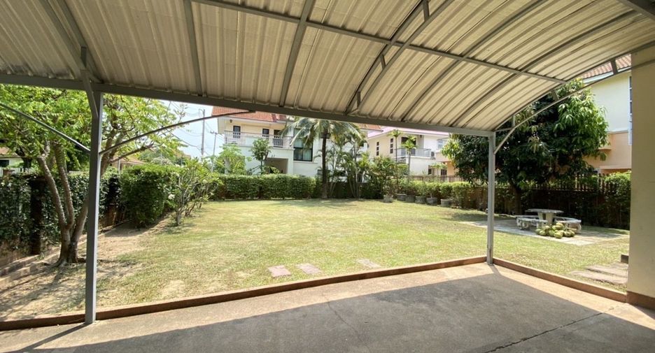 For rent 3 bedrooms house in Hang Dong, Chiang Mai