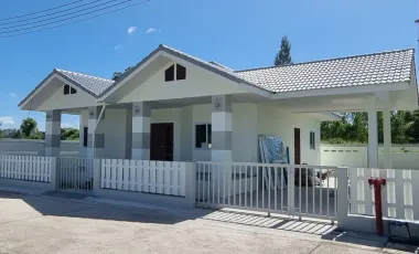 出售 3 卧室 独立屋 在 Cha-Am, Phetchaburi