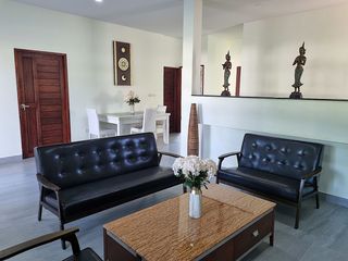 Продажа 3 спальни дом в Ча Ам, Пхетбури