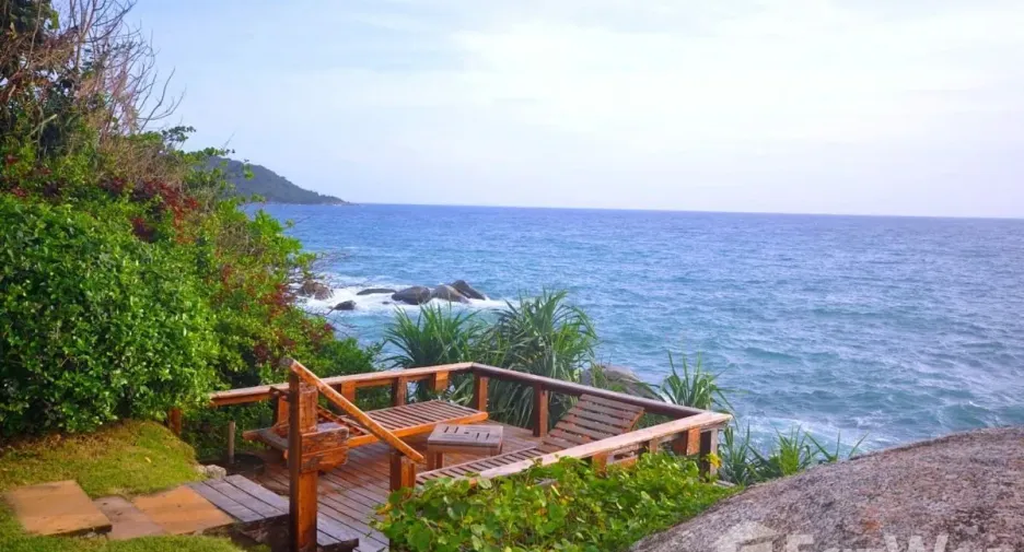 For sale 4 bedrooms villa in Mueang Phuket, Phuket