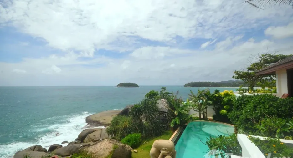 For sale 4 bedrooms villa in Mueang Phuket, Phuket
