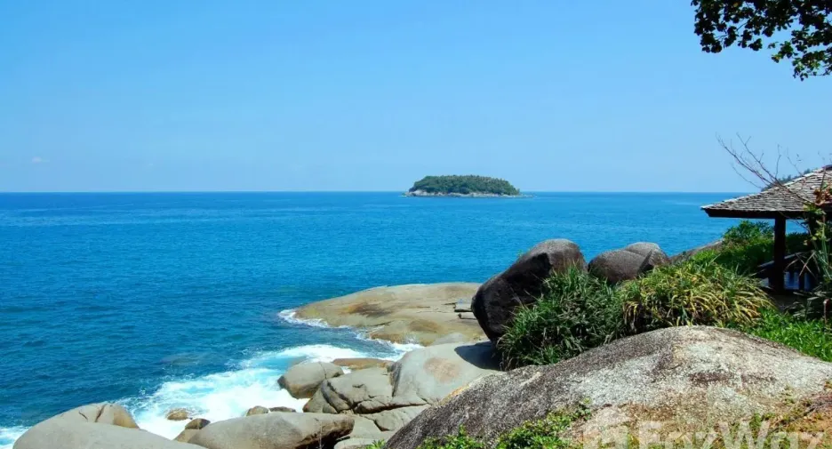 For sale 4 bedrooms villa in Mueang Phuket, Phuket