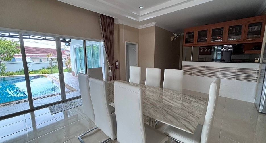 For rent 3 bedrooms house in Sattahip, Chonburi