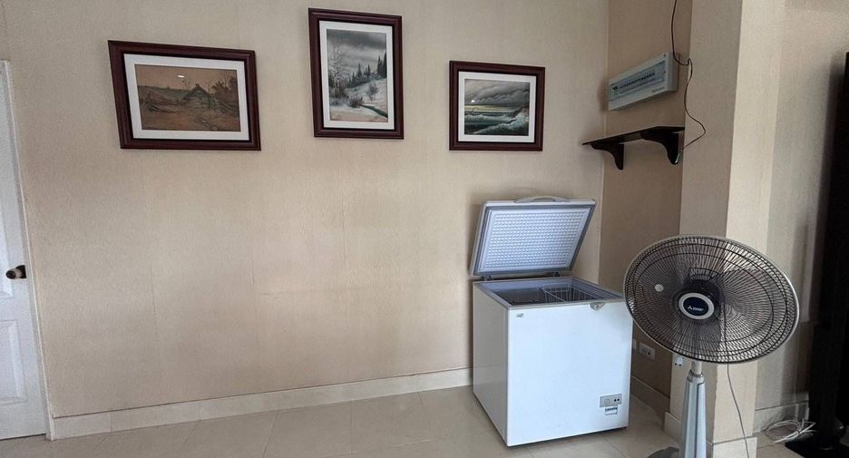 For rent 3 bedrooms house in Sattahip, Chonburi