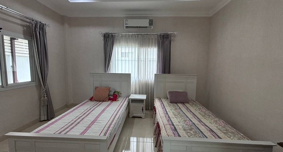 For rent 3 bedrooms house in Sattahip, Chonburi