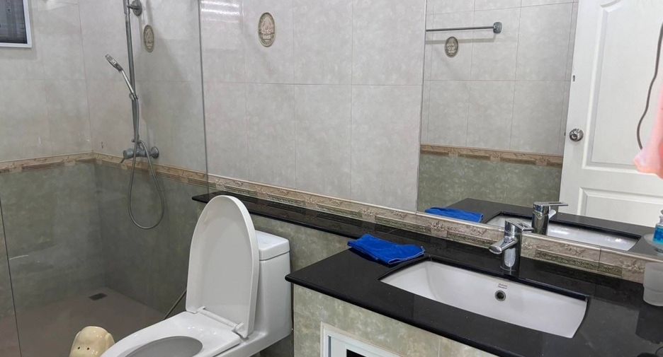 For rent 3 bedrooms house in Sattahip, Chonburi