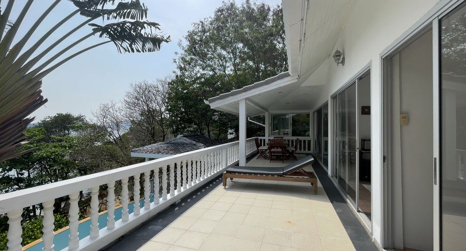 Villa en alquiler de 3 habitaciones en Mueang Phuket, Phuket