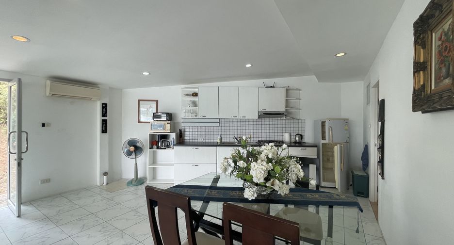 Villa en alquiler de 3 habitaciones en Mueang Phuket, Phuket