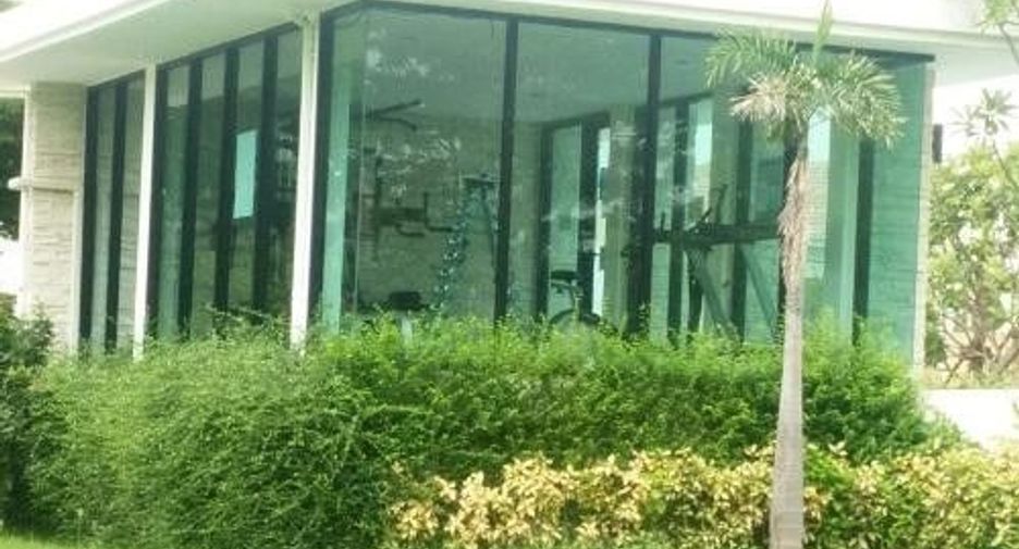 For sale 3 bedrooms house in Lat Krabang, Bangkok