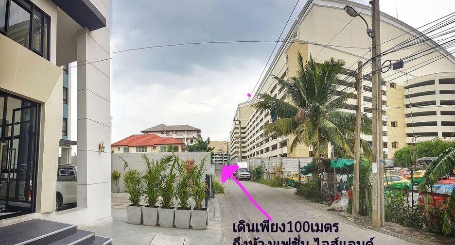 À vendre studio condo à Khan Na Yao, Bangkok