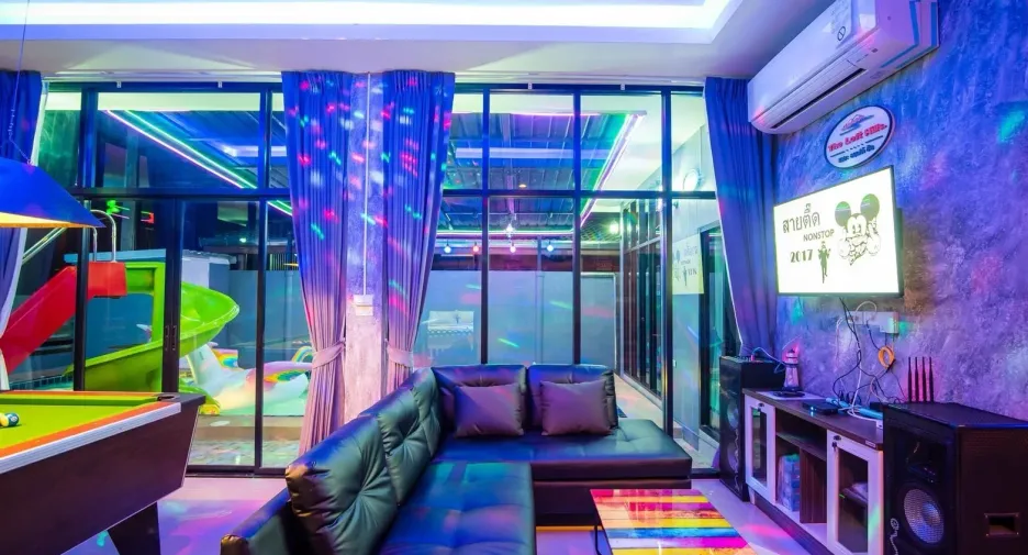 Villa en venta de 5 habitaciones en Cha Am, Phetchaburi