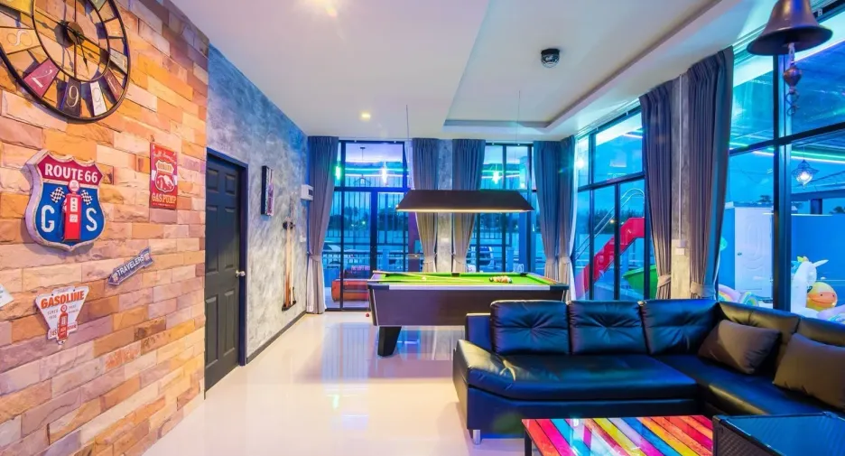 Villa en venta de 5 habitaciones en Cha Am, Phetchaburi