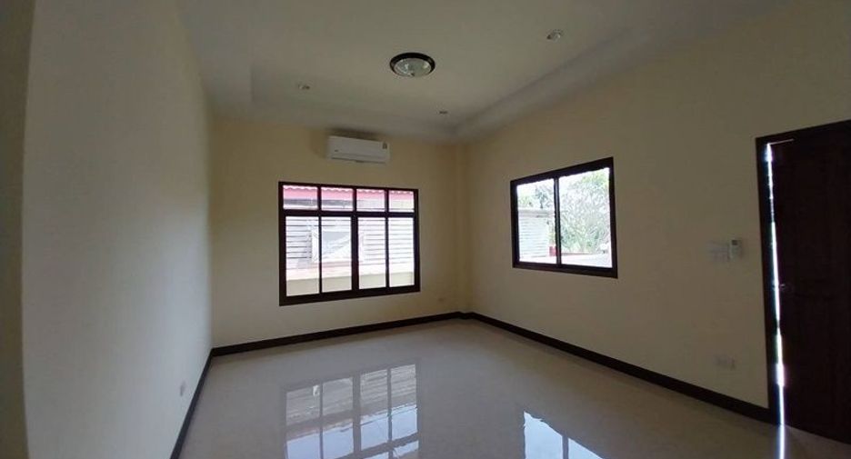 Haus zur Miete mit 3 Zimmer in Doi Saket, Chiang Mai