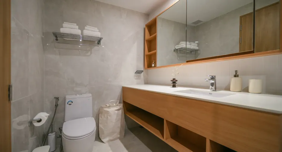 For rent 2 bedrooms condo in Thalang, Phuket