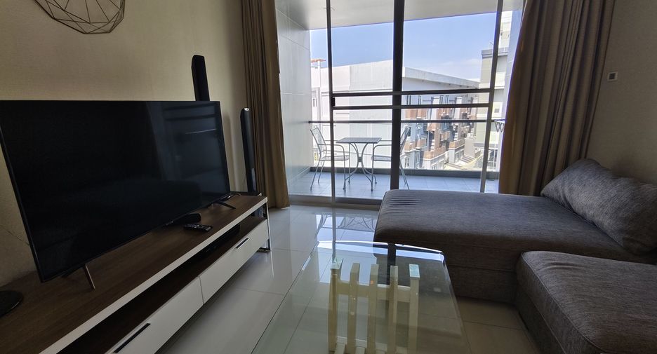 À louer 2 chambres condo à Bang Lamung, Chonburi