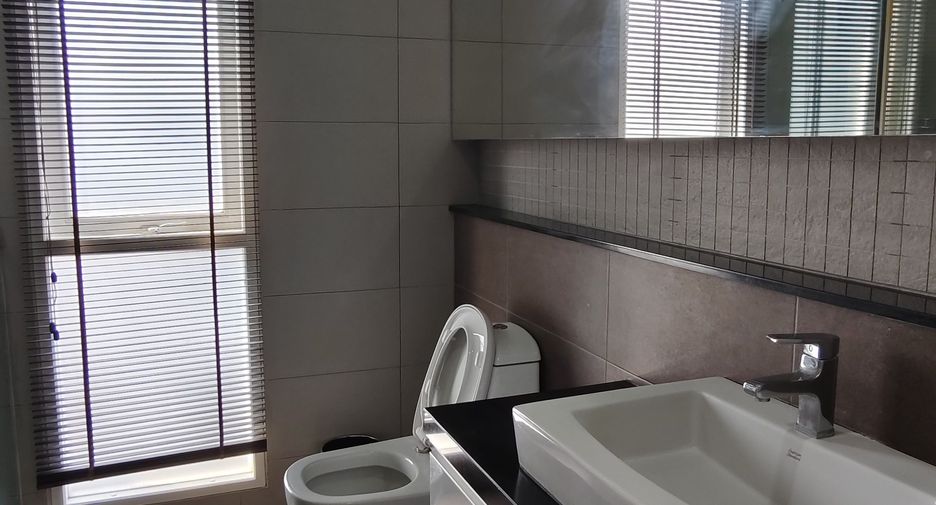 À louer 2 chambres condo à Bang Lamung, Chonburi