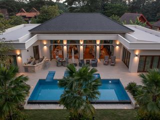 For sale 3 bedrooms villa in Saraphi, Chiang Mai