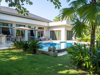 For sale 3 bedrooms villa in Saraphi, Chiang Mai
