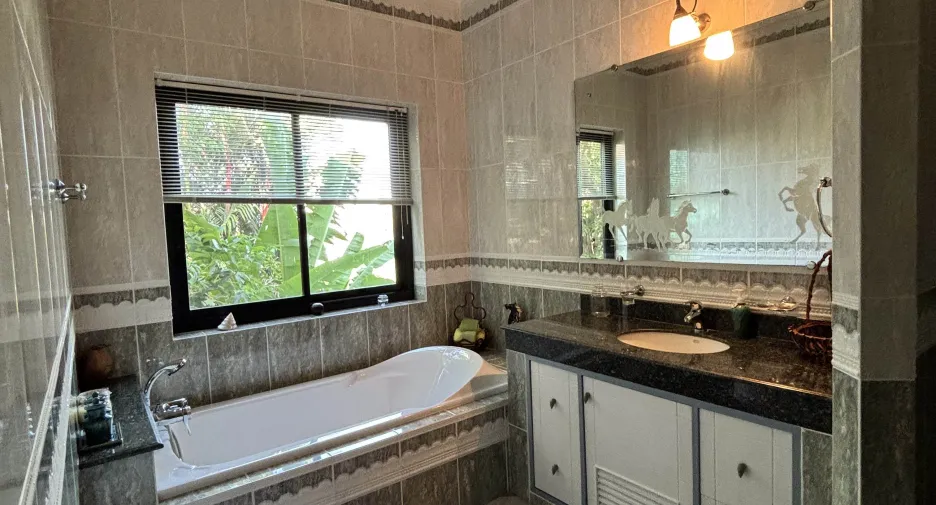 À vendre 5 chambres maison à Mueang Phuket, Phuket