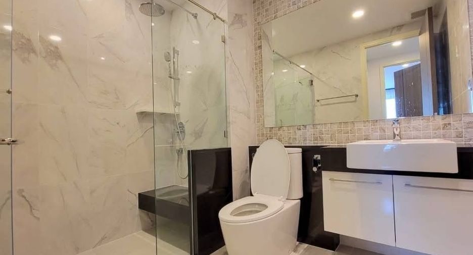 For sale and for rent 1 bed condo in Khlong San, Bangkok