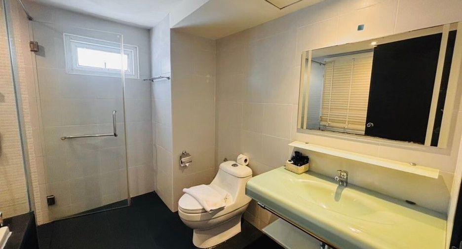For sale 2 bedrooms condo in Kathu, Phuket