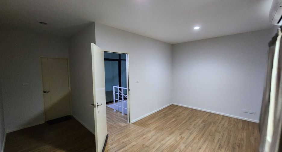 For sale 3 bedrooms house in Bang Kruai, Nonthaburi
