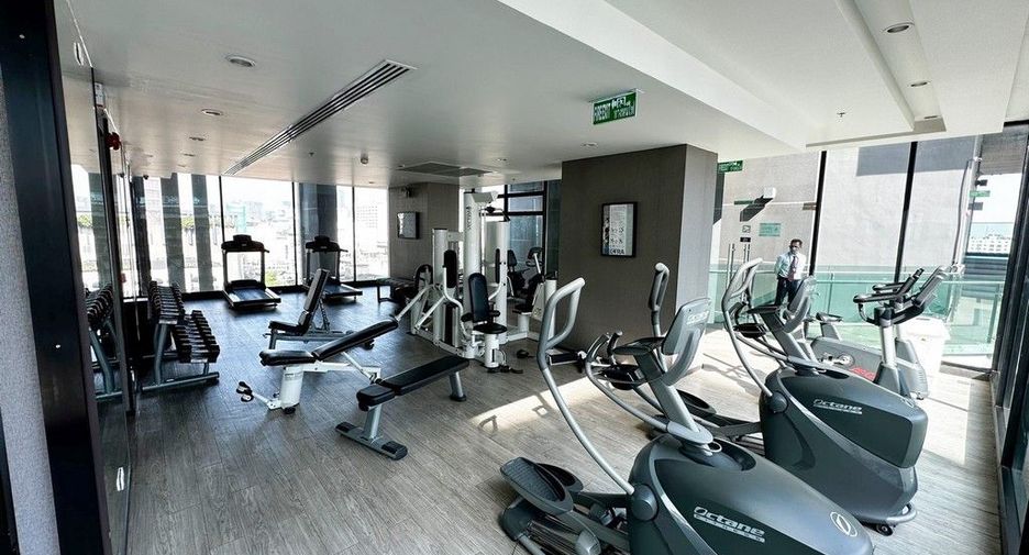 For sale 2 bedrooms condo in Watthana, Bangkok