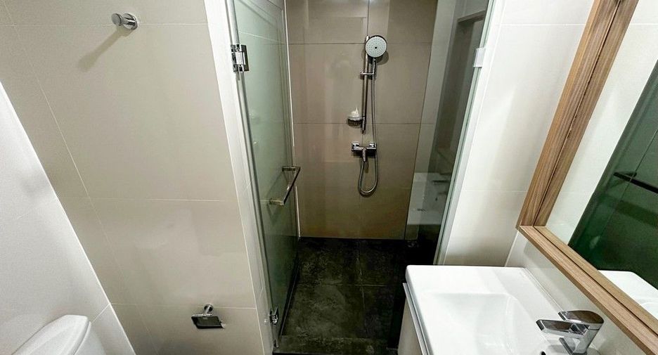 For sale 2 bedrooms condo in Watthana, Bangkok