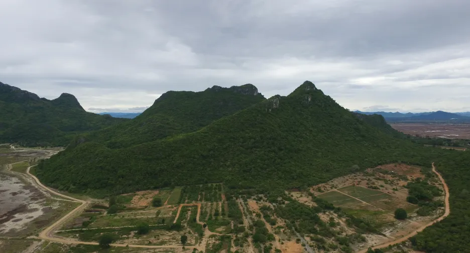 Terreno en venta en Sam Roi Yot, Prachuap Khiri Khan